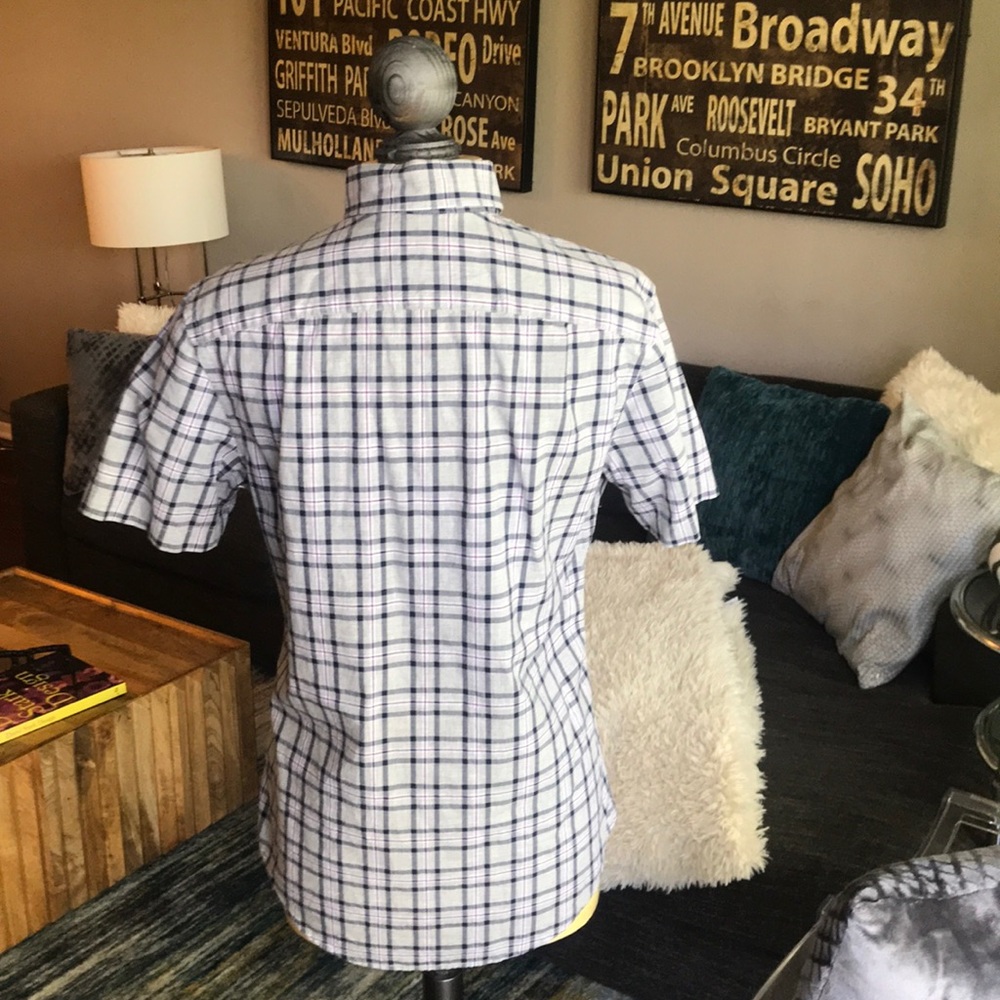 Goodfellow & Co: Short-Sleeve Button Up - Picture 2 of 6